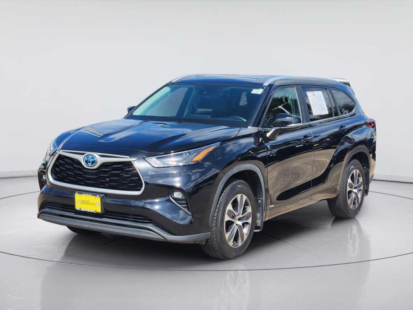 2023 Toyota Highlander Hybrid — rear three-quarter view