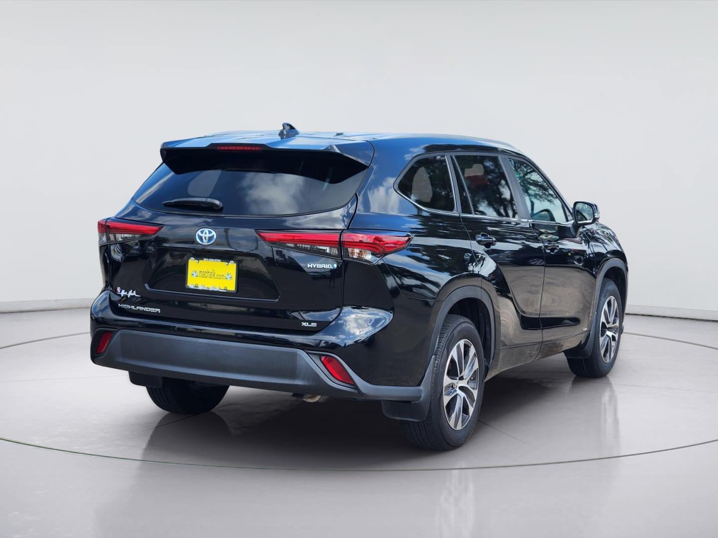 2023 Toyota Highlander Hybrid — detail view