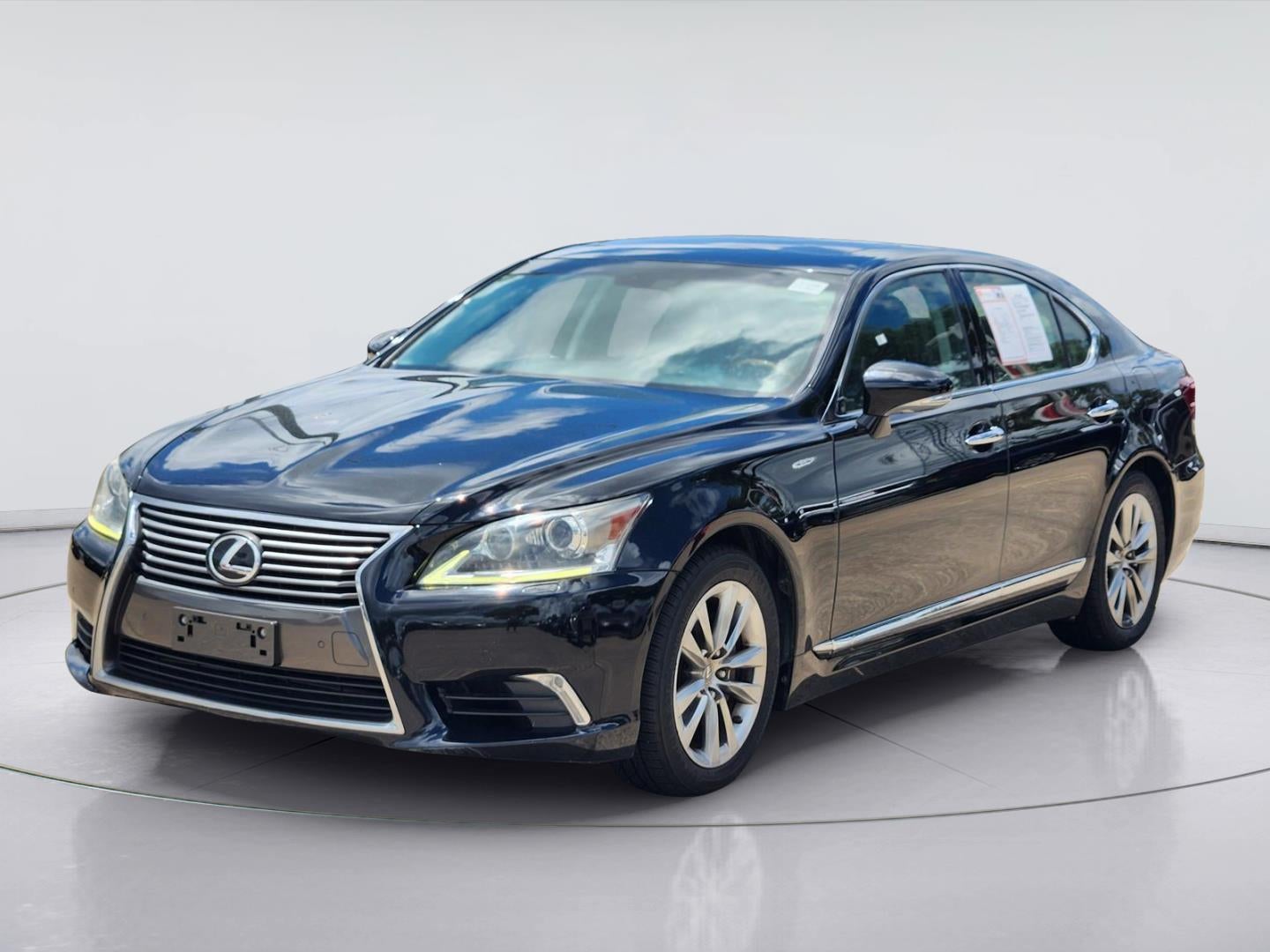 2014 Lexus LS 460 — rear three-quarter view
