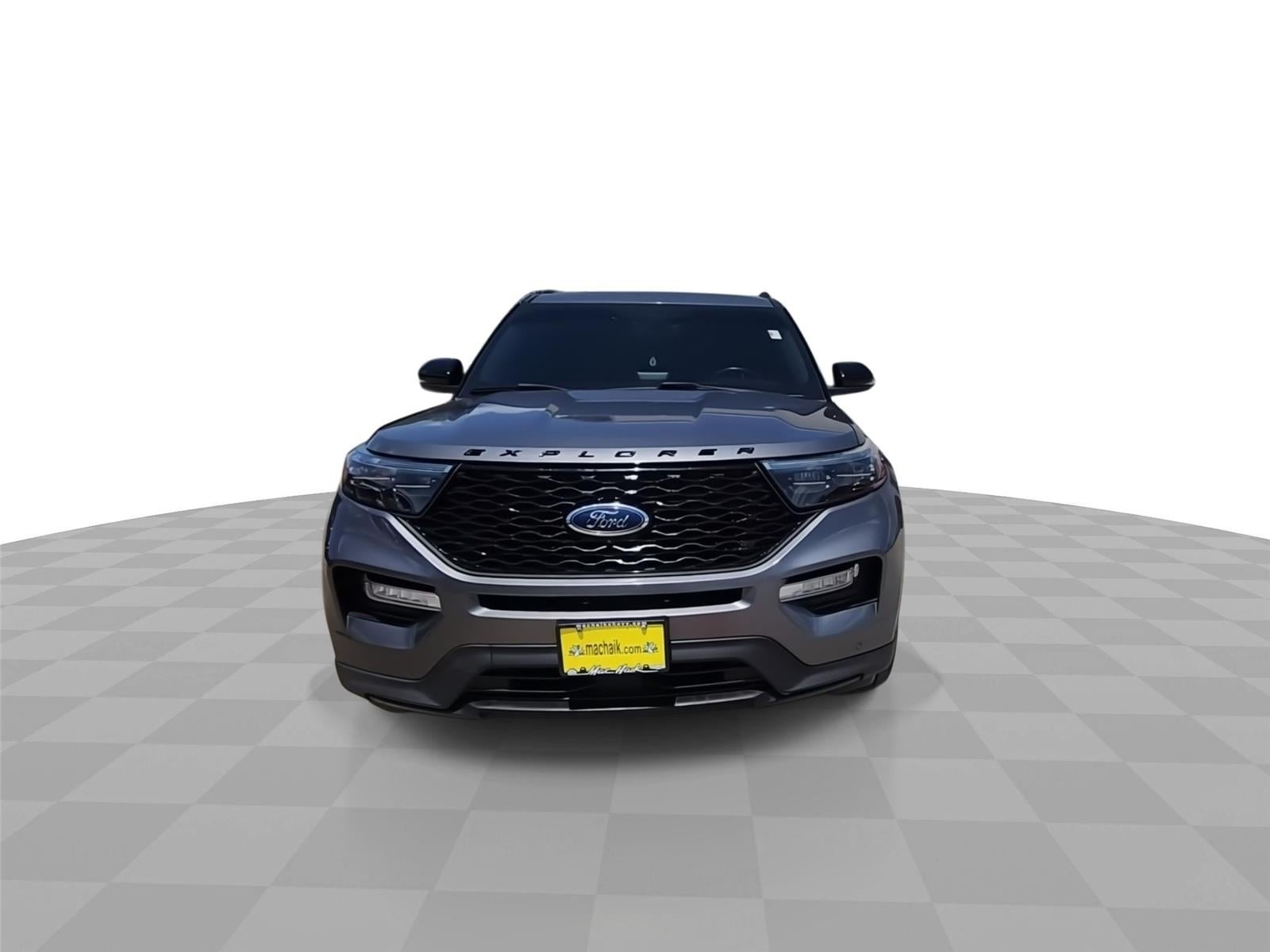 2022 Ford Explorer — rear three-quarter view