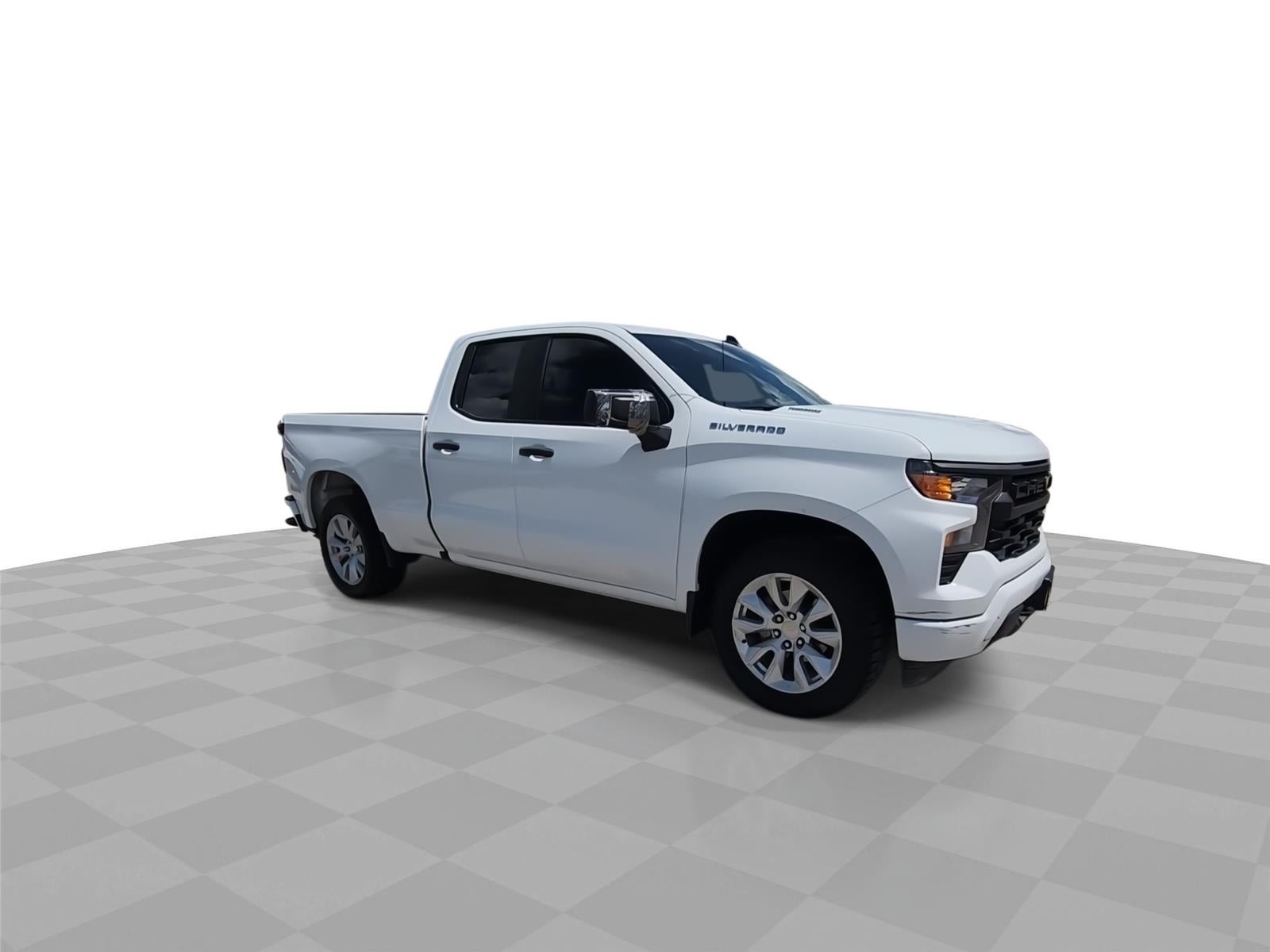 2025 Chevrolet Silverado 1500 — side profile view