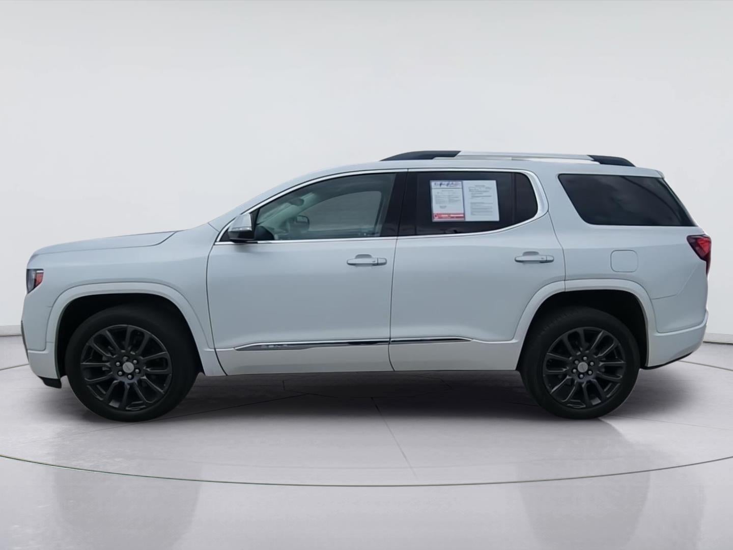 2020 GMC Acadia — detail view