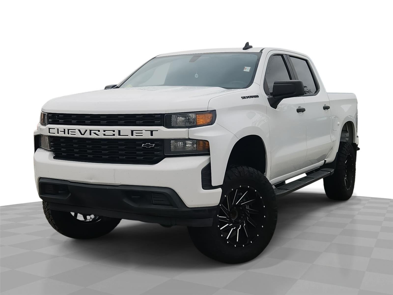 2019 Chevrolet SILVERADO 1500 CUSTOM in White — front three-quarter view