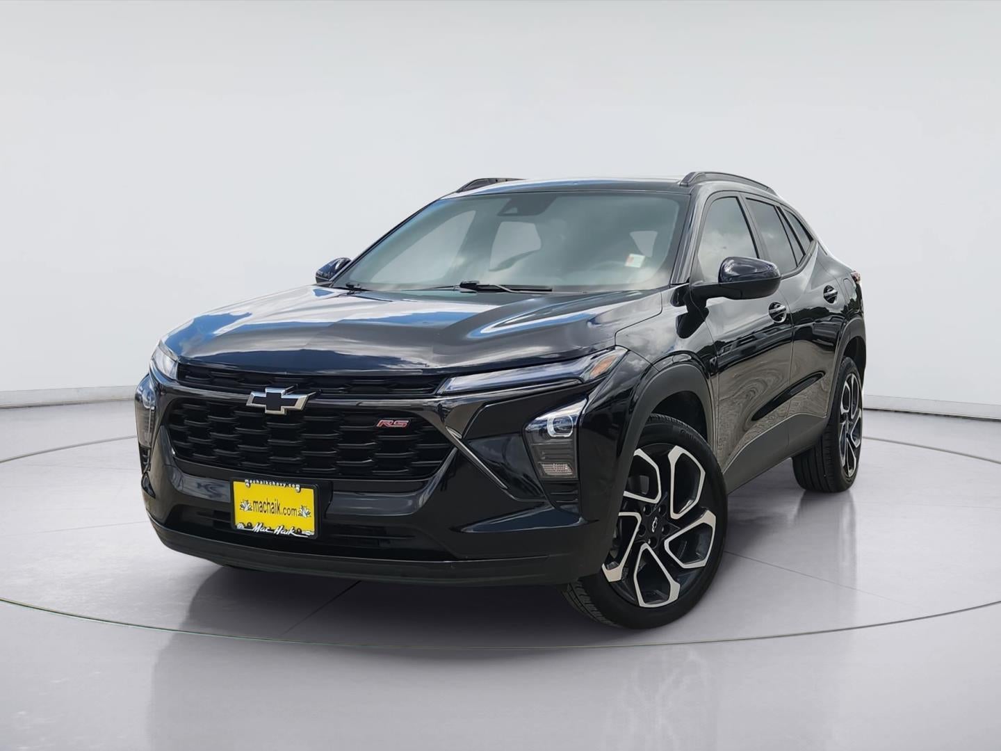 2024 Chevrolet Trax 2RS in Mosaic Black Metallic — front three-quarter view