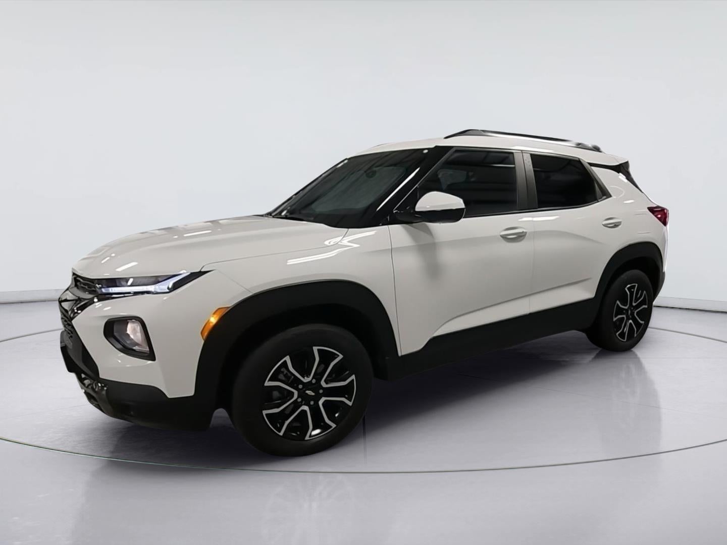 2023 Chevrolet Trailblazer — interior view