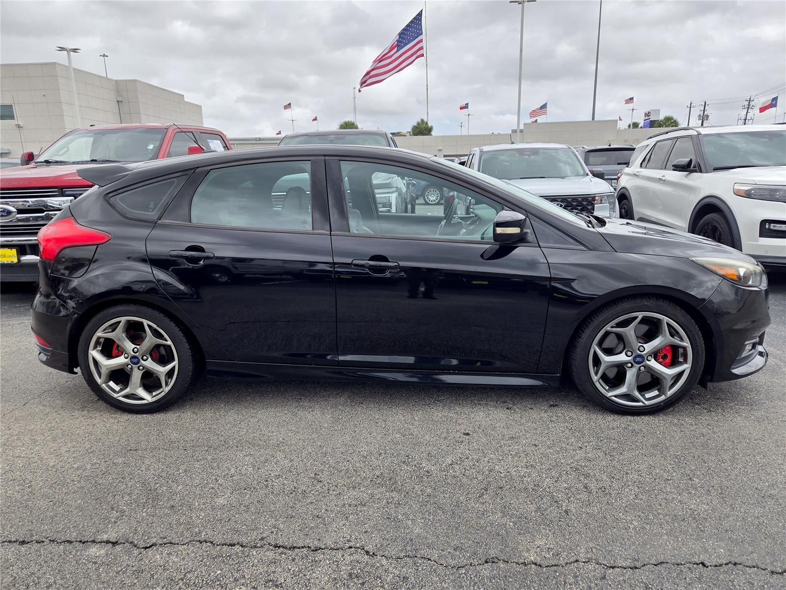 2017 Ford Focus — interior view