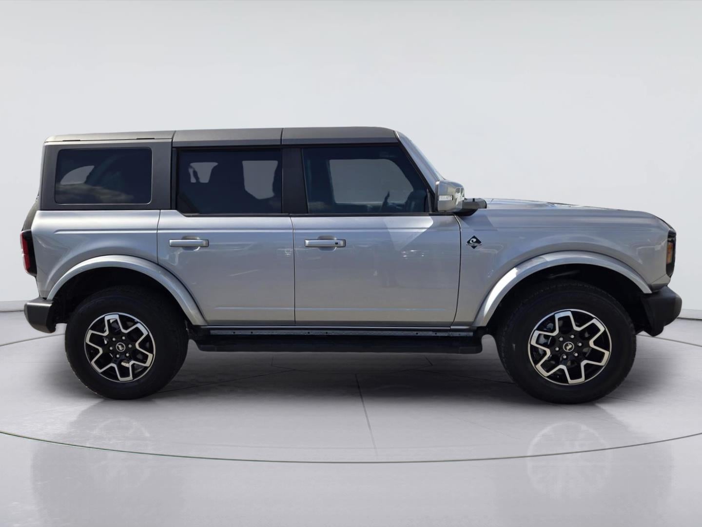 2023 Ford Bronco — interior view
