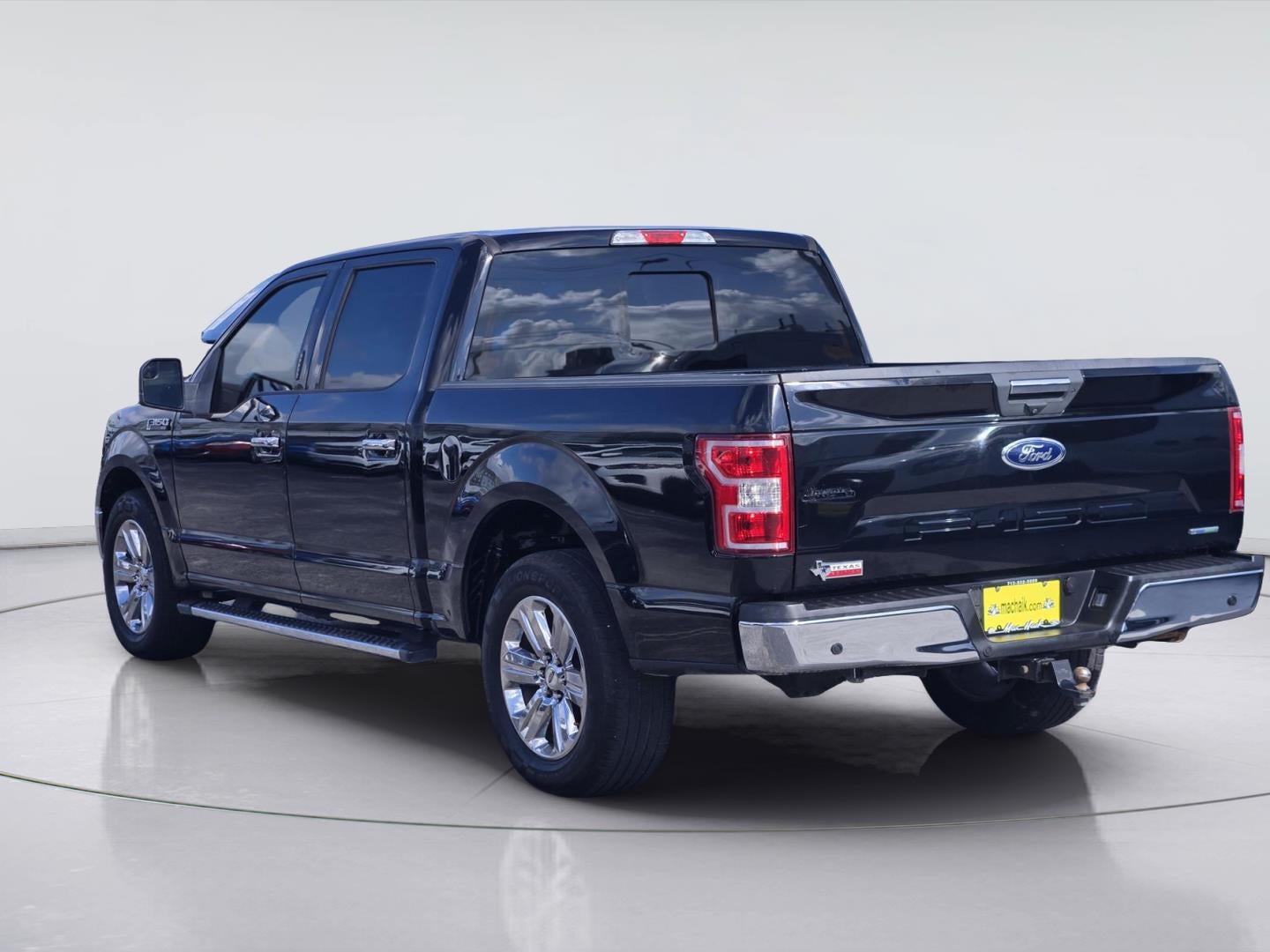 2018 Ford F-150 — interior view