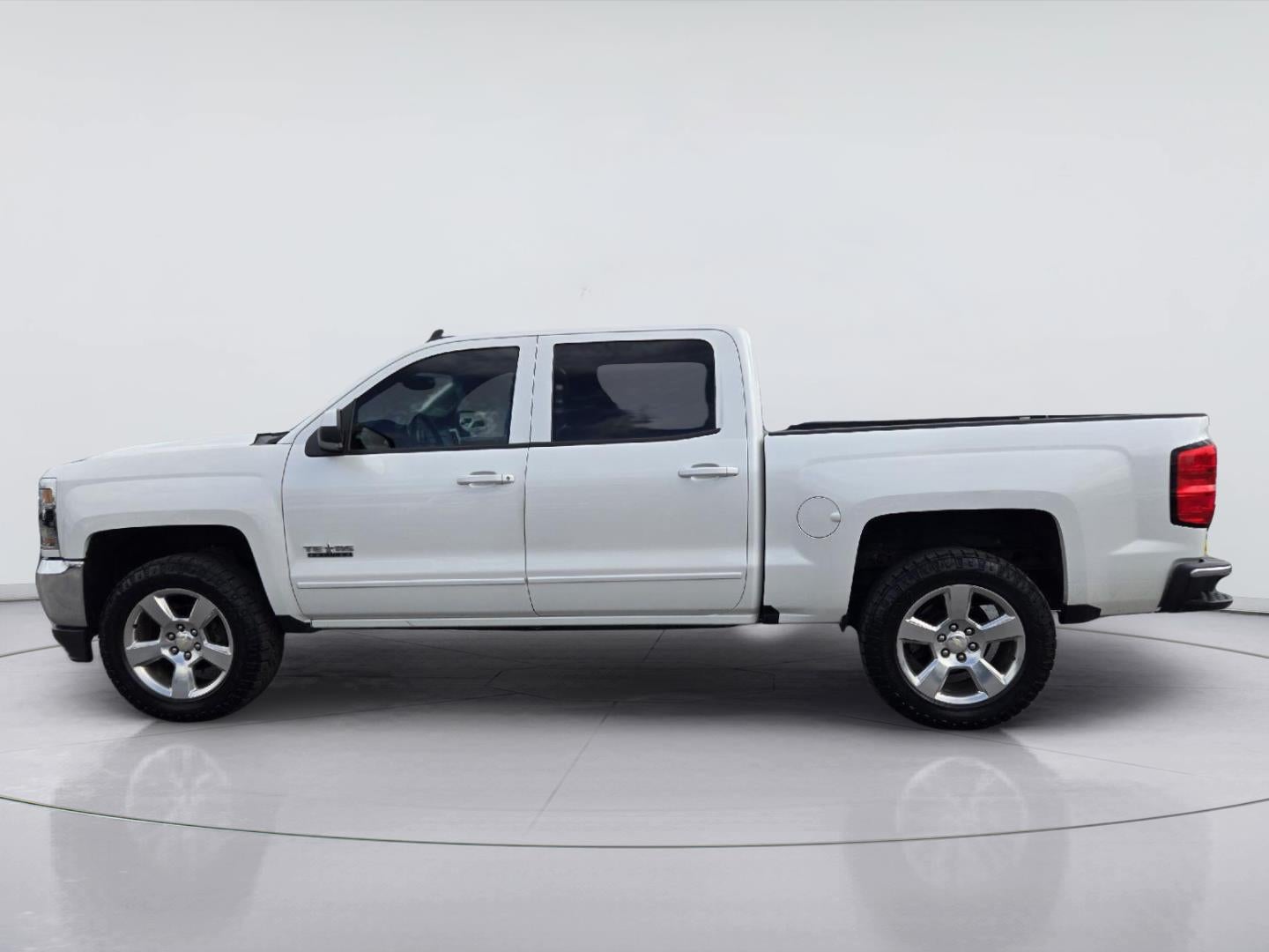 2018 Chevrolet Silverado 1500 — detail view