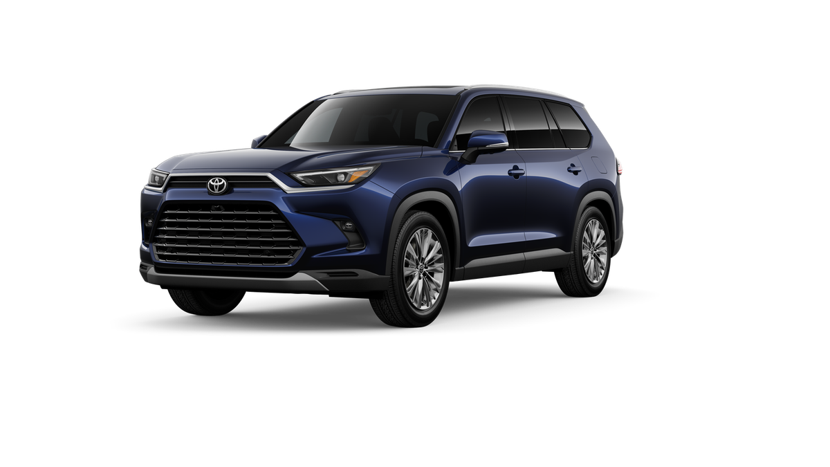 2026 Toyota Grand Highlander Platinum in Blueprint — front three-quarter view