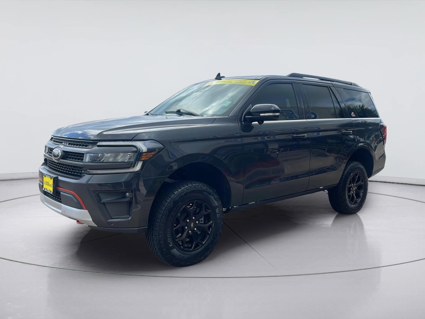 2022 Ford Expedition — rear three-quarter view