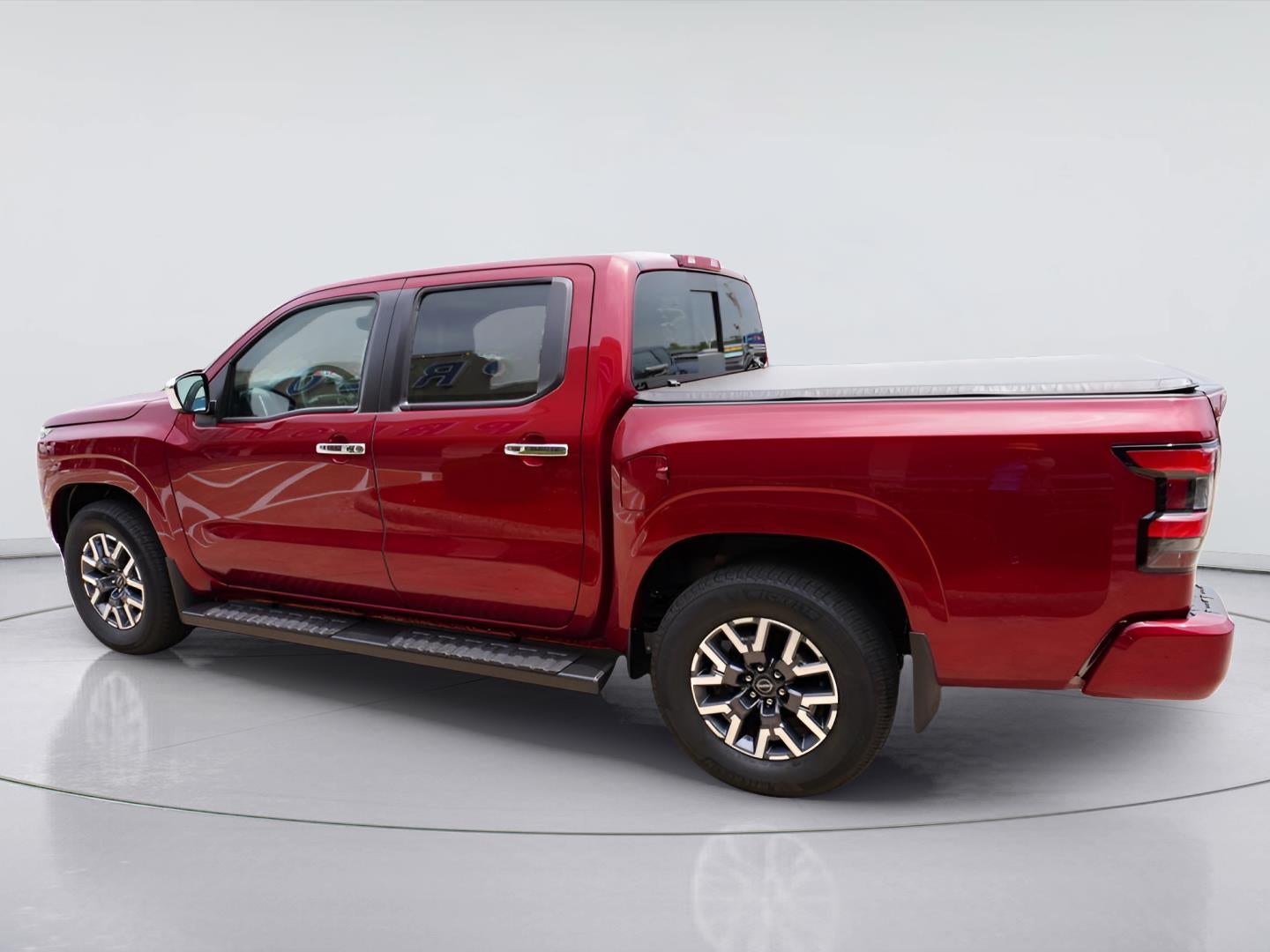 2024 Nissan Frontier — detail view