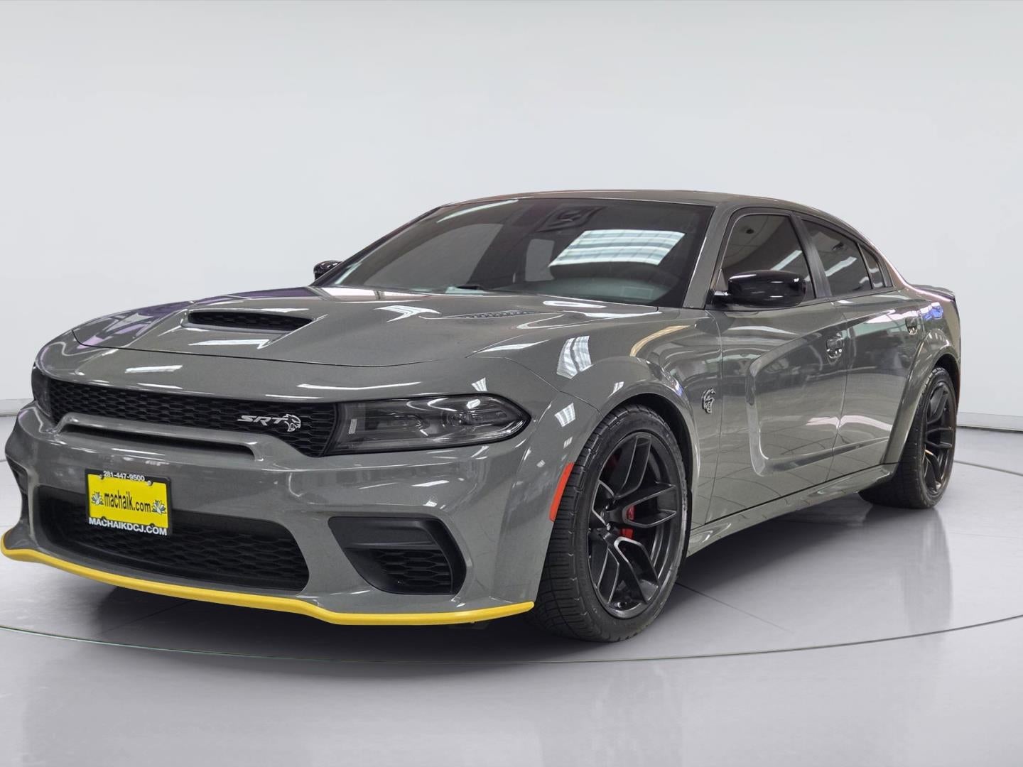 2023 Dodge Charger SRT Hellcat Widebody Jailbreak in Destroyer Gray Clearcoat — front three-quarter view