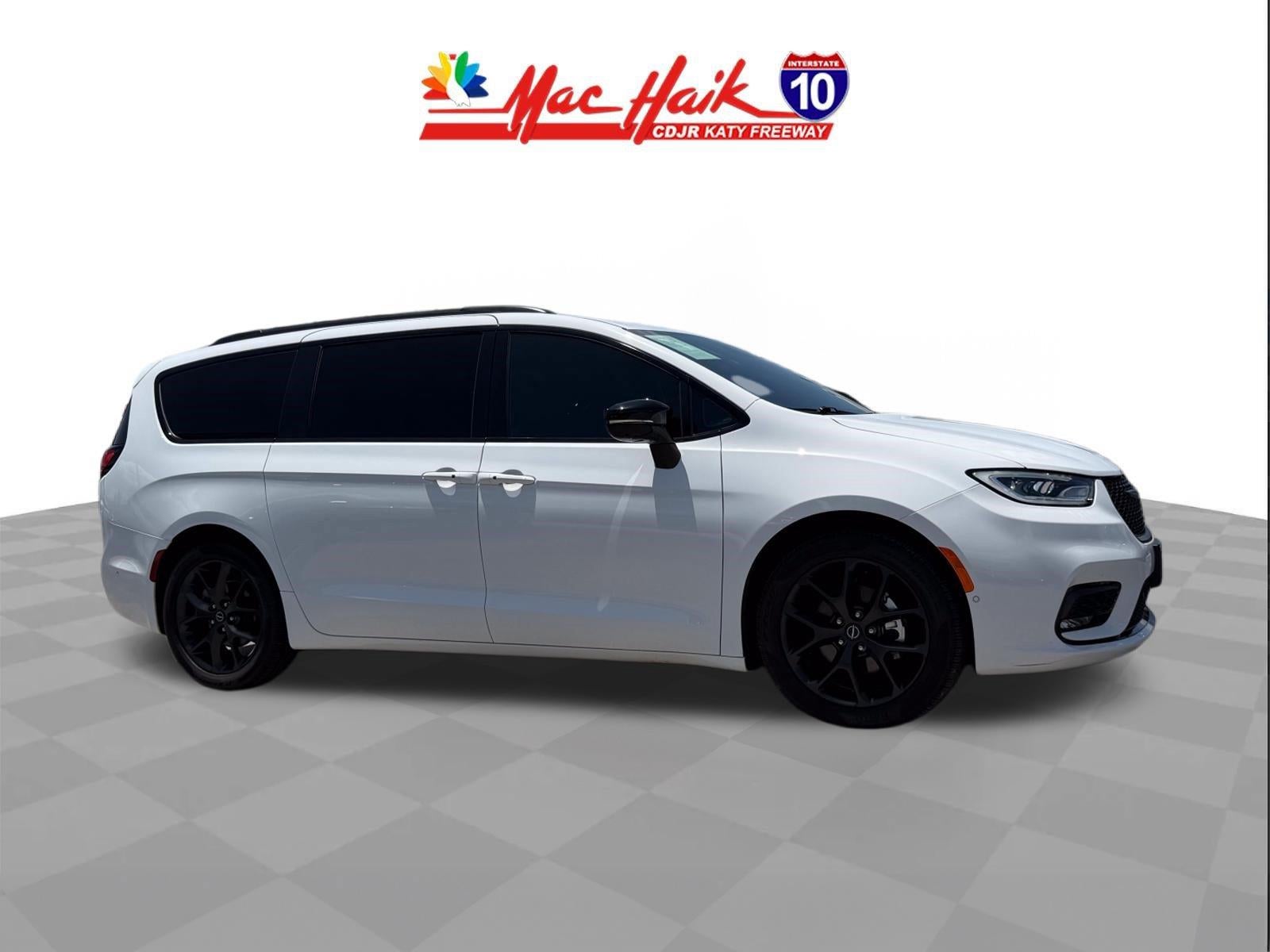 2025 Chrysler Pacifica
