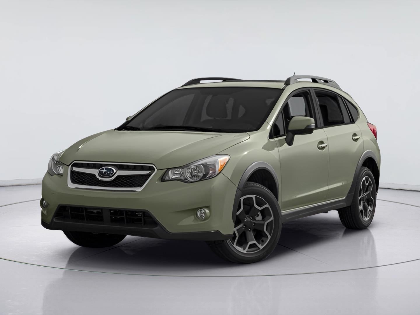 2014 Subaru XV Crosstrek Limited in Ice Silver Metallic — front three-quarter view